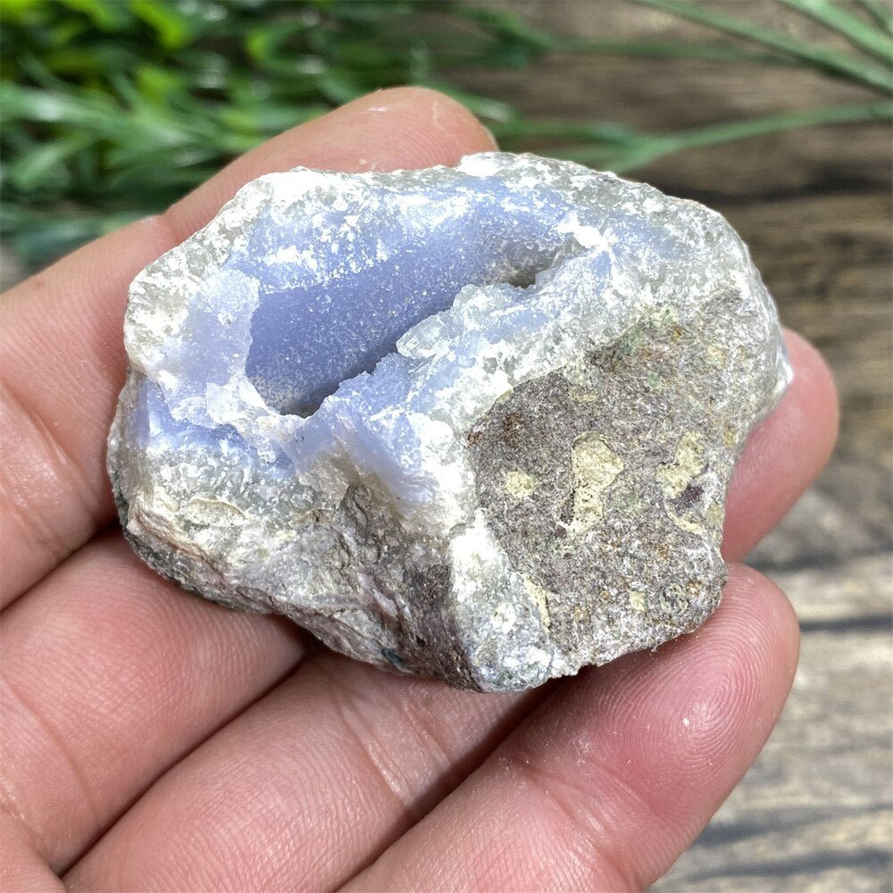 Blue Lace Agate - Raw Quartz Blue Crystals – DormVibes