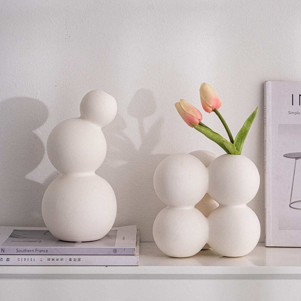 Elegance Unveiled Ceramic Decorative Vase - Creative Nordic Style Home Decor for Stunning Flower Arrangements - DormVibes