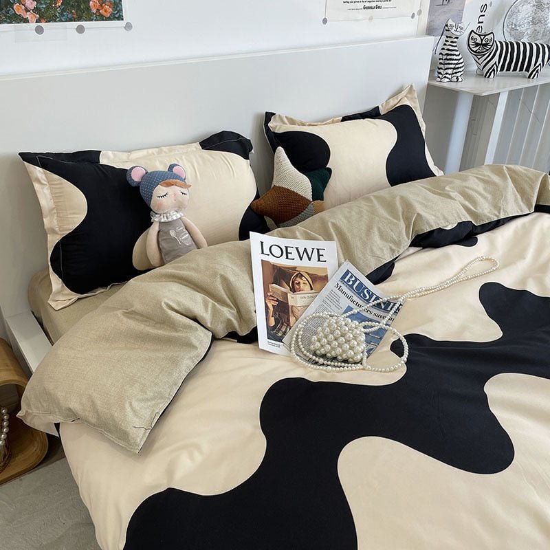 Modern Ripple Pattern Bedding Sets: Black and White Comfort Textile with Pillowcases, Bed Sheets, and Quilt Covers for Super King, Single, and Double Beds - DormVibes