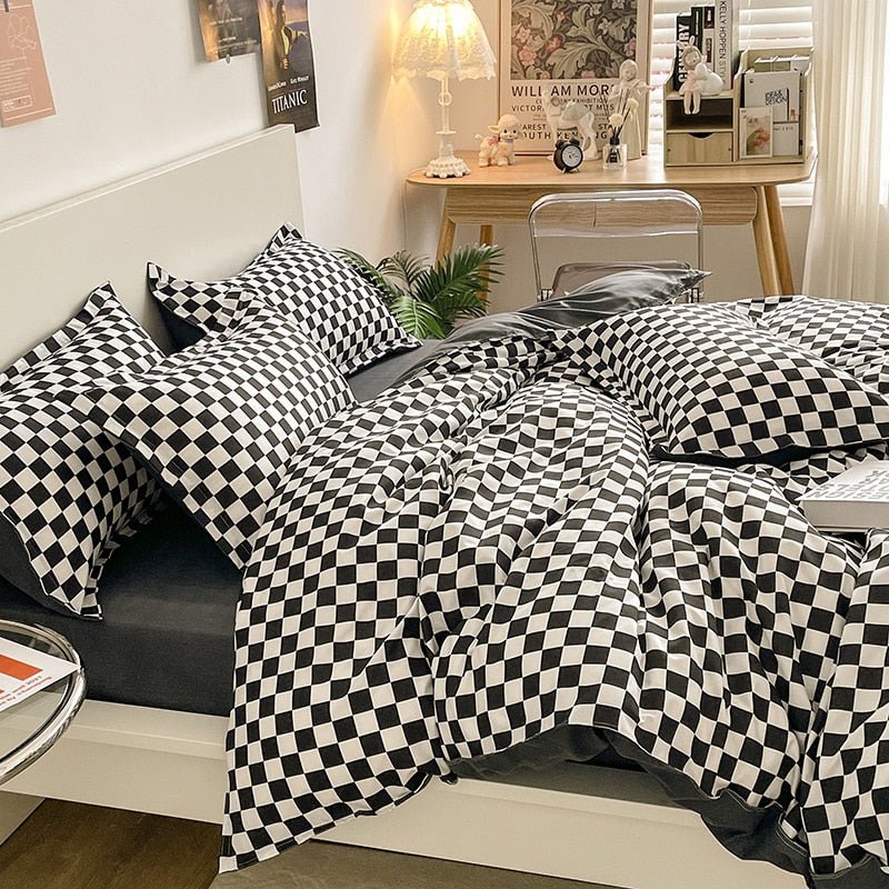 Modern Ripple Pattern Bedding Sets: Black and White Comfort Textile with Pillowcases, Bed Sheets, and Quilt Covers for Super King, Single, and Double Beds - DormVibes