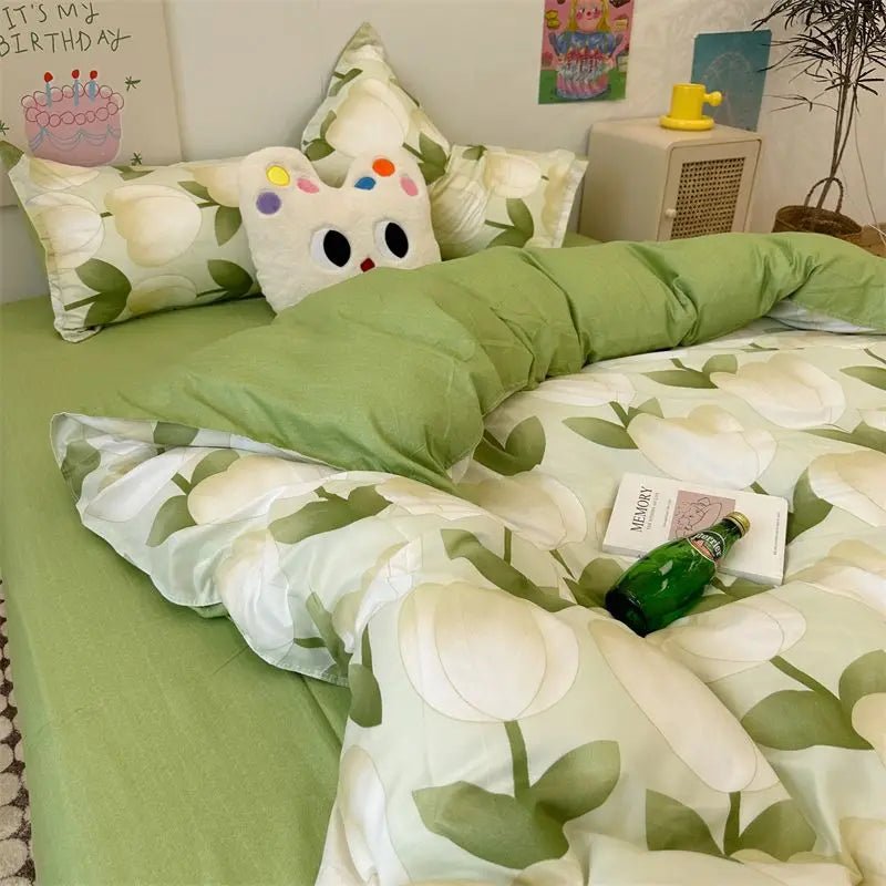 Sweet Dreams in Style: Bedding Set for Kids & Adults - DormVibes